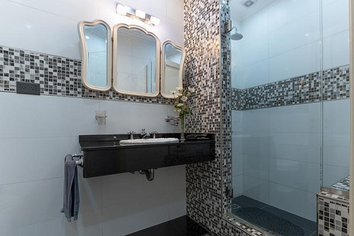 Venta Departamento 4 Ambientes Categoría Piso Impecable Luminoso Cochera Caballito
