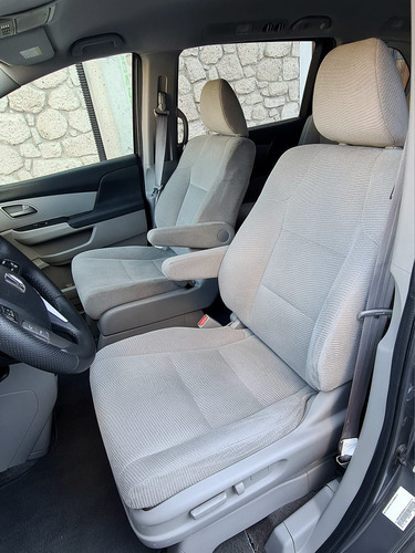 Honda Odyssey 3.5 Lx Minivan At
