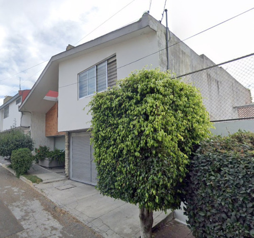 Casa Con Excelente Plusvalia En Privada Y Con Exclente Ubicacion