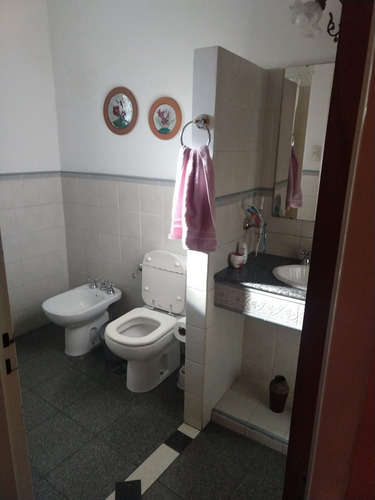 Imagen 8 de 14 de Ph De 3 Ambientes En Primer Piso - Con Patio Y Terraza