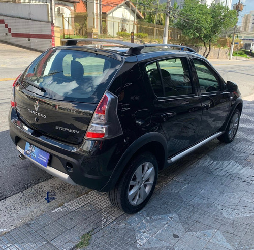 Renault Sandero Stepway 1.6 16v Hi-flex Aut. 5p