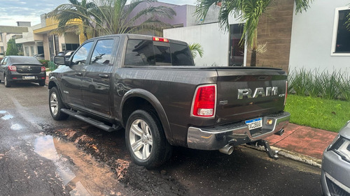 RAM Ram Classic 5.7 Laramie Cab. Dupla 4X4 Aut. 4P