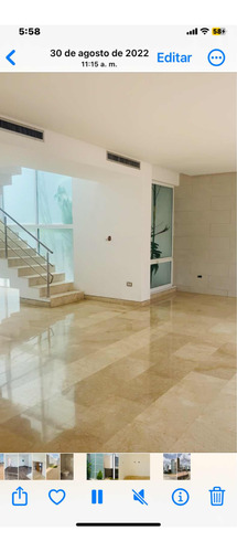 Imagen 2 de 13 de Moderno Townhouse