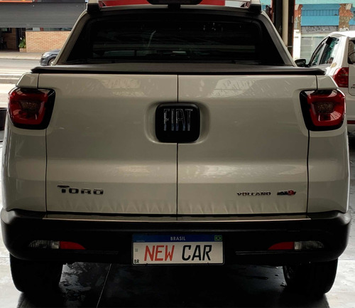 Imagem 21 de 22 de Fiat Toro 2021 2.0 Volcano 4x4 Aut. 4p 9 Marchas