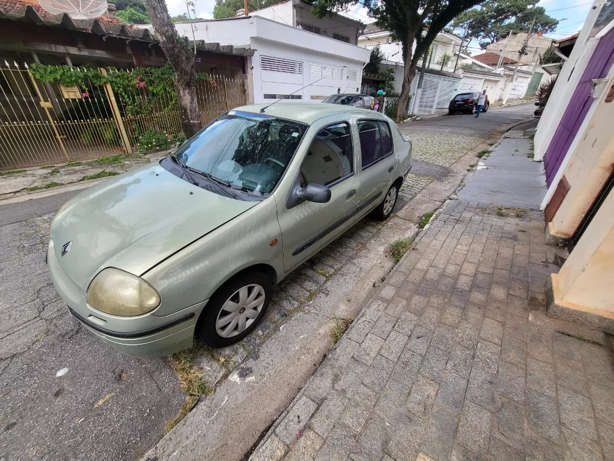 Renault Clio Sedan 1.0 16v Rn 4p