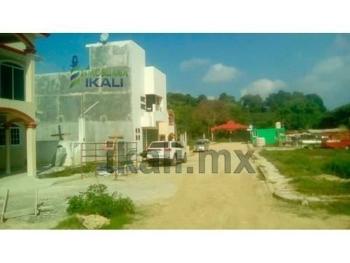 Imagen 5 de 12 de Terrenos En Venta Col Ampliacion 20 De Noviembre Poza Rica Veracruz, Ubicado En La Calle San Antonio De La Colonia Ampliación 20 De Noviembre Cuenta Con 204 M², Son 12 M De Frente Por 17 M De Fondo,