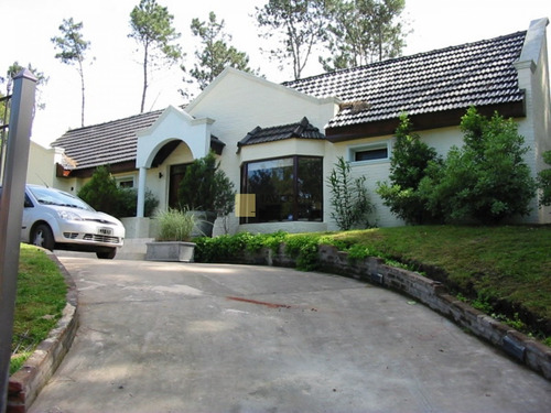 Excelente Casa En San Rafael, Zona Tranquila Ideal Para Descanso- Ref: 48247