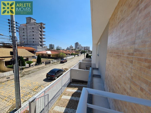 Imagem 12 de 15 de Casa No Bairro Perequê Em Porto Belo Sc - 2485