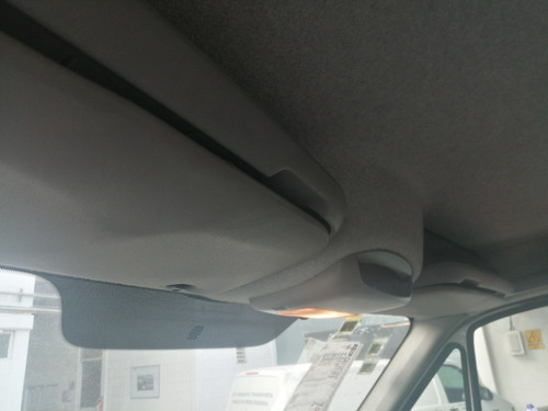 Imagen 8 de 11 de Vw Crafter Chasis Cabina 5 Toneladas Con Caja Std. 2017