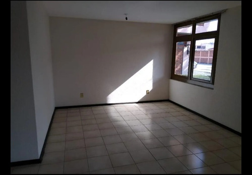 Preciosa Y Amplia Casa, Excelente Ubicación En Col. San Buenaventura, Toluca. Cerca Del Tec De Monterrey -no Créditos- Jagr