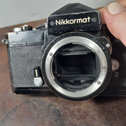 Imagem 4 de 9 de Câmera Fotográfica Metal Antiga Nikon Nikkormat Não Funciona
