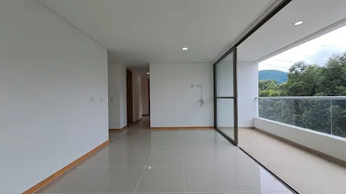Apartamento En Arriendo Loma San Jose 743-7643