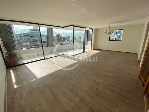 Departamento En Venta De 4 Dorm. En Las Condes