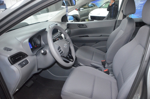 Imagen 3 de 13 de Hyundai Hb20s Accent 2023