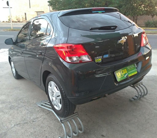 Imagem 7 de 9 de Onix Hatch Joy 1.0 8v Flex 5p Mec.