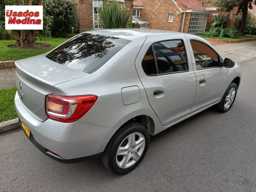 Renault Logan 1.6 Privilege / Intens