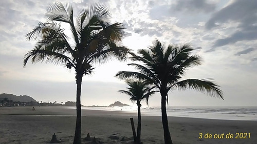 Imagem 1 de 3 de T.b 02 Seus Sonho De Morar Na Praia , Nós Realizamos Triplex Em Itanhaém