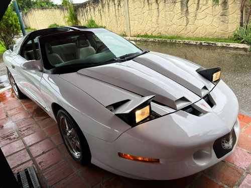 Imagen 4 de 15 de Pontiac Trans-am 1994 V8 Automático Varios Extras