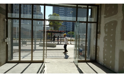 Local Comercial Nuevo A Menos De Un Minuto Del Metro Frankli