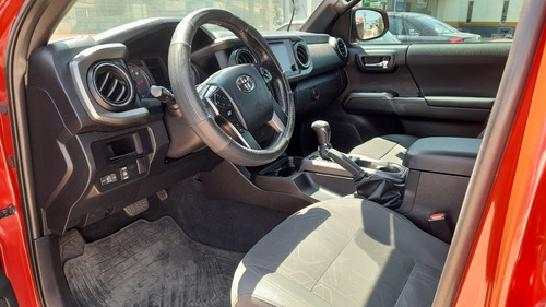 Imagen 9 de 14 de Toyota Takoma 2016 Trd Sport 4x2 Dob/cab Tela Eng $ 113,600