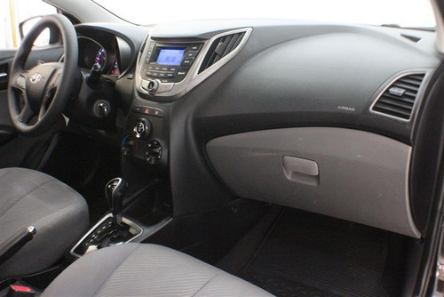 Hyundai Hb20s 1.6 Premium 16v Flex 4p Automático 2015/2015