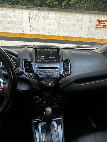 Ford Fiesta 1.6 Titanium At