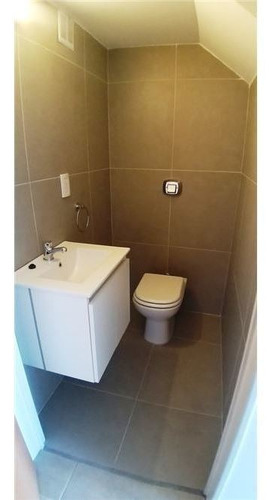 Imagen 10 de 19 de Departamento Duplex 2 Ambientes Al Frente/balcon