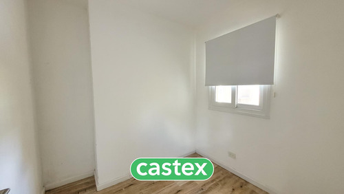 Casa En Venta Con Pileta A La Laguna En Marinas, Puertos, Escobar