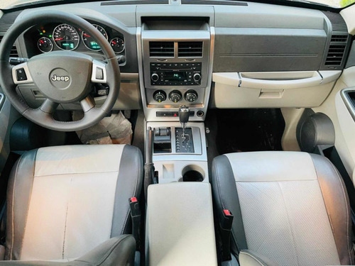 Cherokee Jeep 4x4