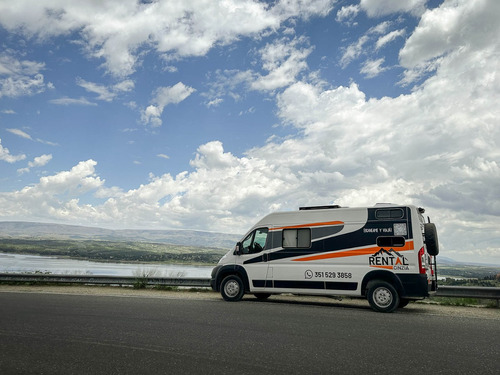 Alquiler De Motorhome Furgón Para 4 Personas