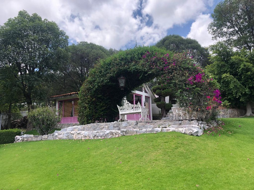 Casa En Venta En El Mirador La Calera