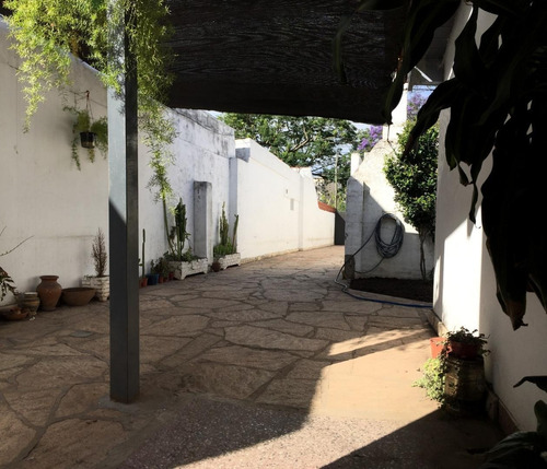 Imagen 6 de 9 de Casa Tipo P.h. En Muy Buena Ubicacion (barrio Malvinas)