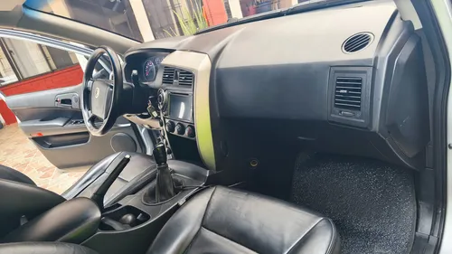 Ssangyong New Action Sport