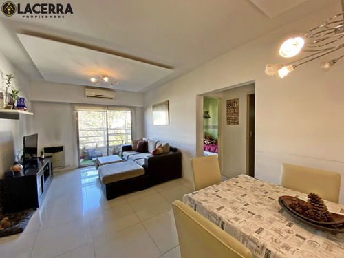 Imagen 3 de 28 de Depto 3 Amb. Con Doble Cochera En Venta