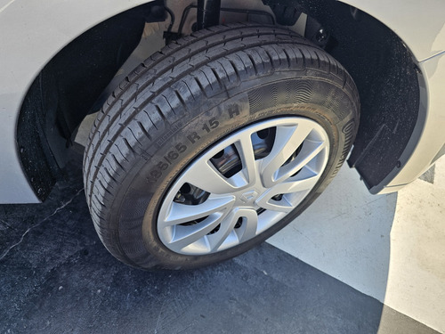 Renault Sandero 1.6 16v Life