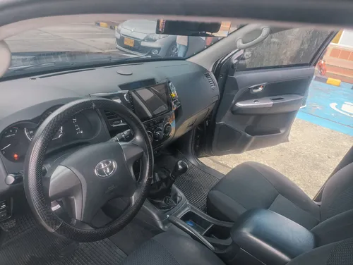Toyota Fortuner 2.7l 4x2