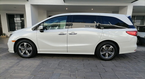 Imagen 2 de 15 de Honda Odyssey Touring