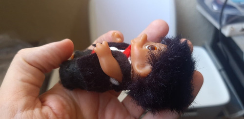 1985 Dam Baby Troll Black Hair Tux 9 Cms (Usado)