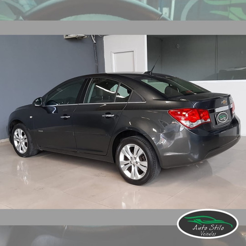 Imagem 4 de 10 de Chevrolet Cruze