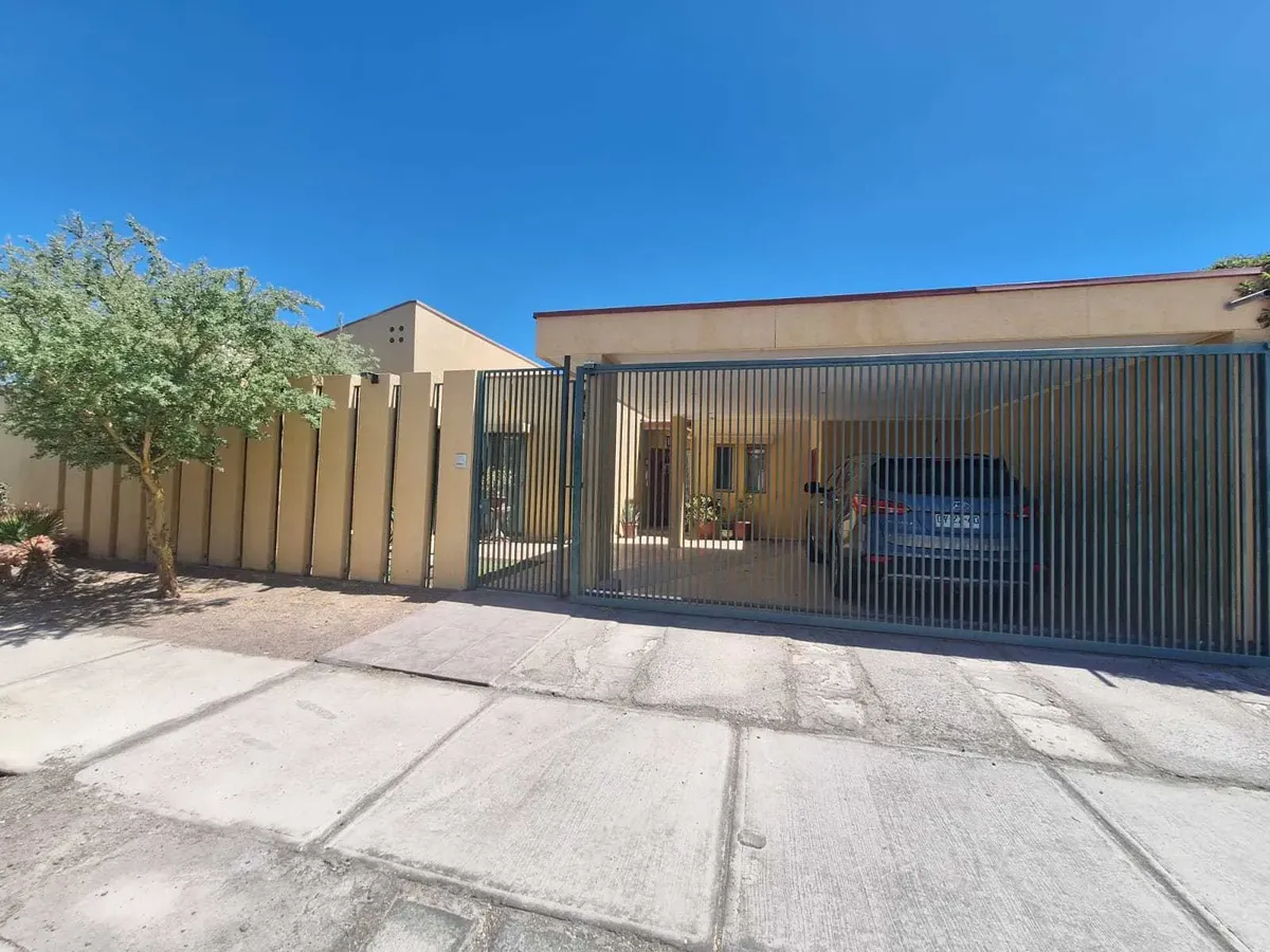 Imagen 1 de 16 de Vendo Hermosa Casa Amplia (145904)