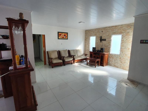Imagen 27 de 30 de Casa De 3 Dormitorios (96 M2) Local Comercial (114 M2) - Excelente Estado