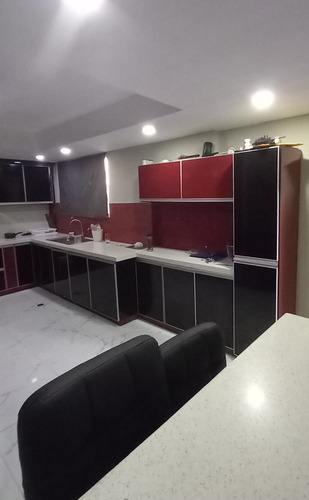 Casa De 4 Habitaciones