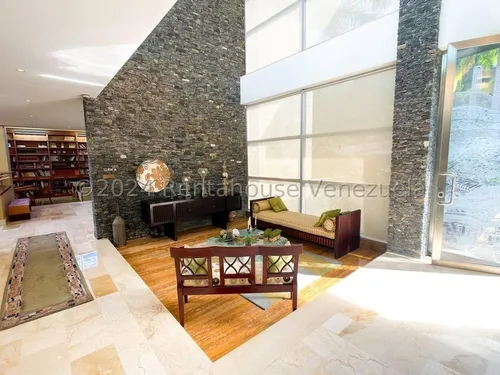 Casa En Venta La Trinidad Vgi