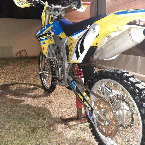 Suzuki Rmz