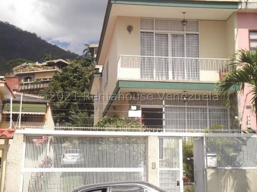 Casa En Venta Urb. Las Palmas. Caracas. Mls # 23-9908  