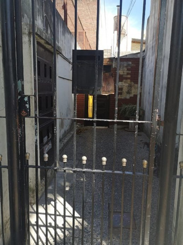 Imagen 6 de 7 de Departamento Tipo Casa En Venta En Lanus Este