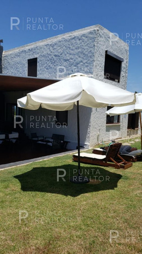 Imagen 15 de 28 de Casa En Alquiler En El Chorro, Manantiales Con Vista Al Mar 3 Dormitorios
