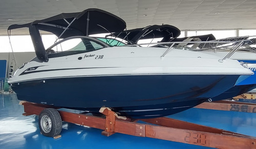 Lancha Focker 230 2017 Mercruiser 4.5 200hp Bravo 3 Black.ed