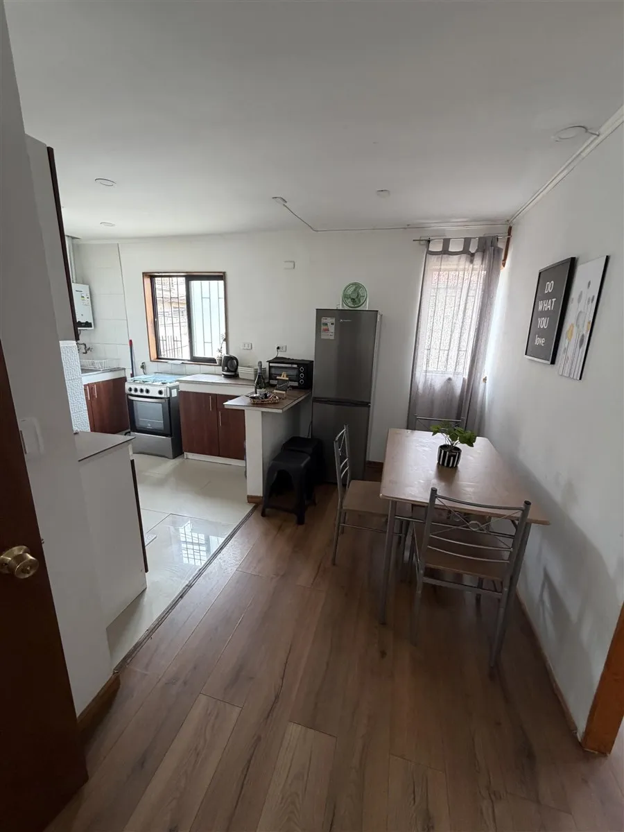 Imagen 3 de 23 de Casa En Venta 22 Norte, Santa Inés 4d/3b + Local.