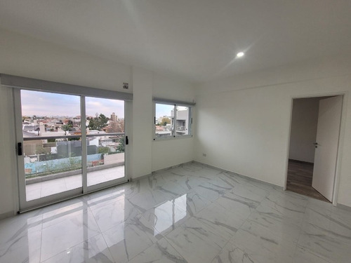 Imagen 13 de 14 de Departamento En Venta En Lanus Oeste